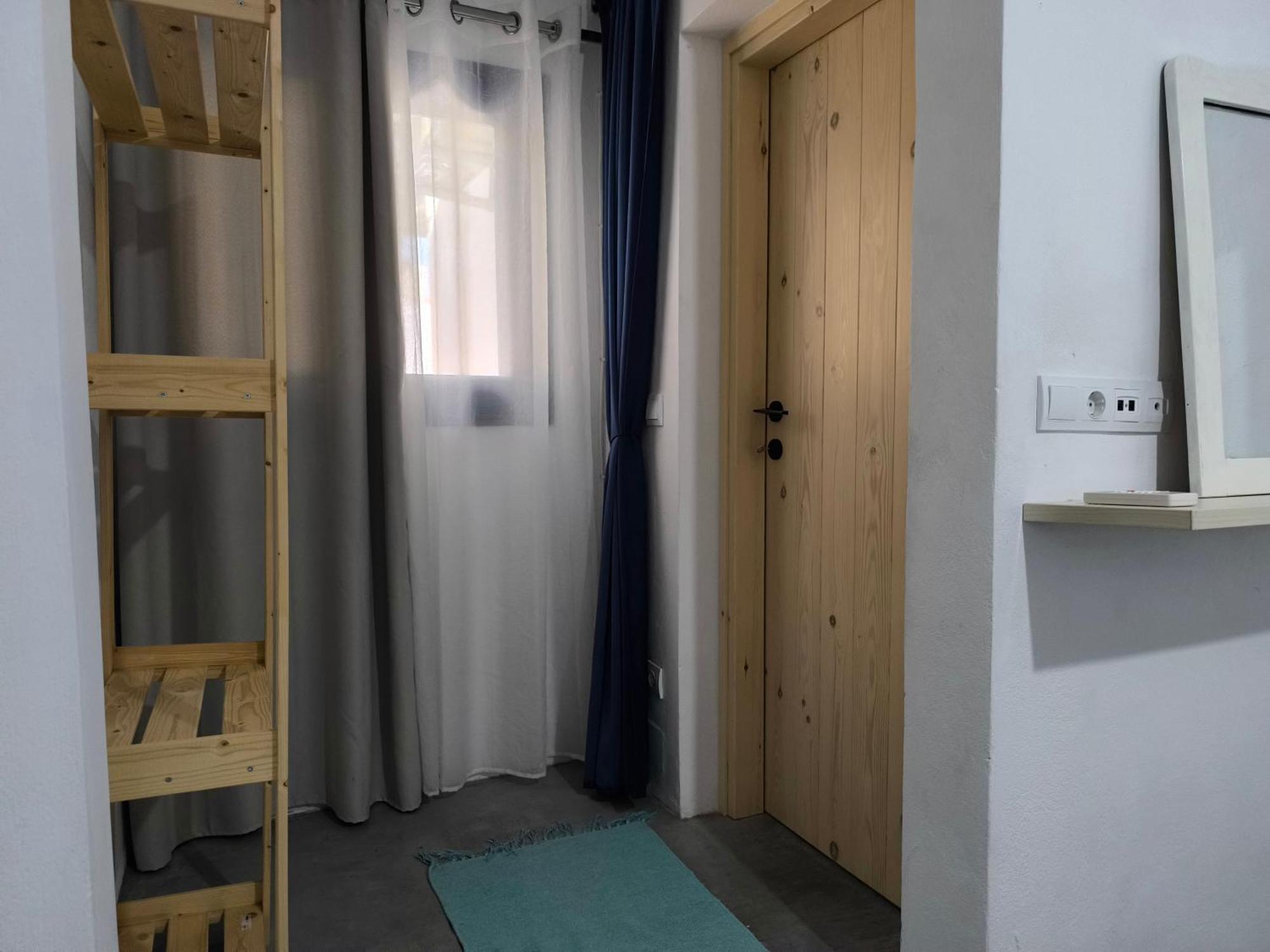 Mini Blue Holiday home Keratokampos